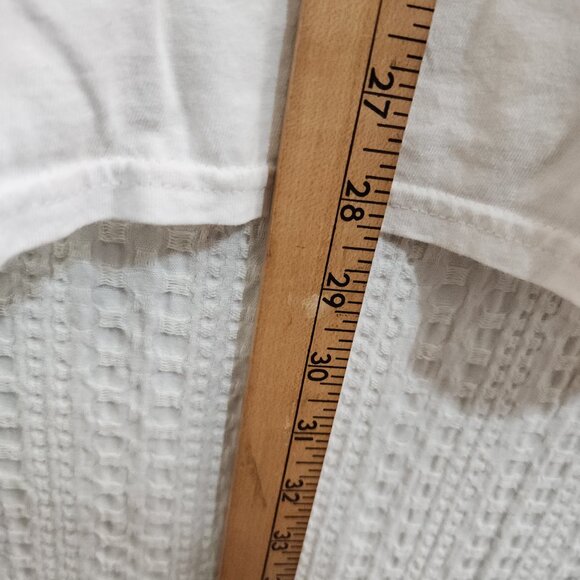 Hot Topic Dragon Ball Z New Adult T-Shirt Son Goku Sucking Thumb Graphic Tee XL - Picture 9 of 9